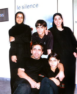La familia Makhmalbaf al completo